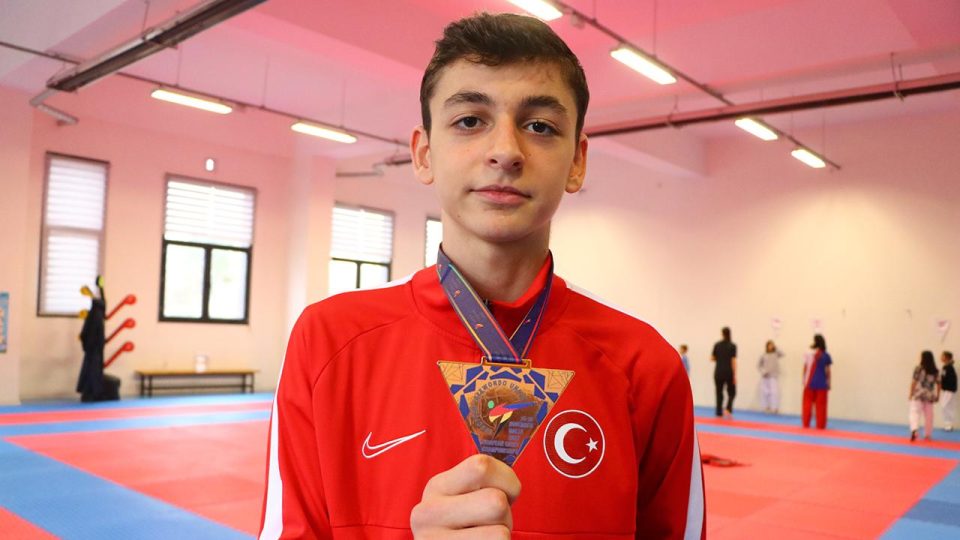 Avrupa üçüncüsü milli sporcu Yiğit Ali Akkoç hedef büyüttü