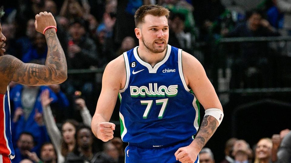 Luka Doncic sakatlıktan 53 sayıyla döndü