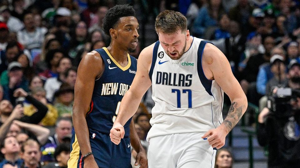 Luka Doncic “triple-double” yaptı Dallas Mavericks kazandı