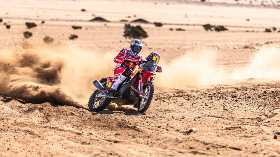 Son şampiyon Sam Sunderland Dakar Rallisi’ne veda etti