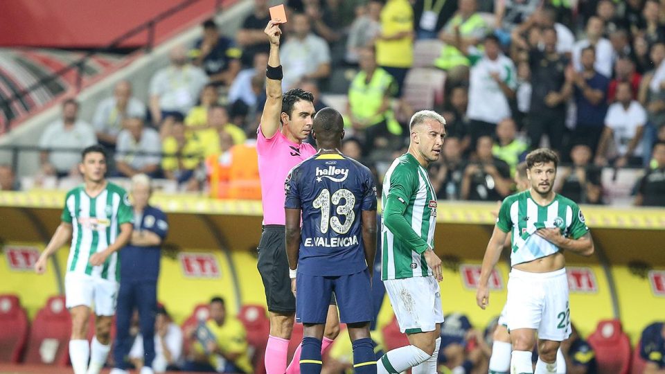 Süper Lig’de ilk yarının en hırçını Fenerbahçe