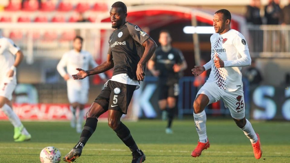 Ümraniyespor ve Hatayspor yenişemedi