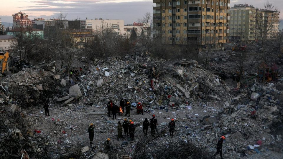 1500’e yakın dağcı arama kurtarma çalışmalarına katıldı