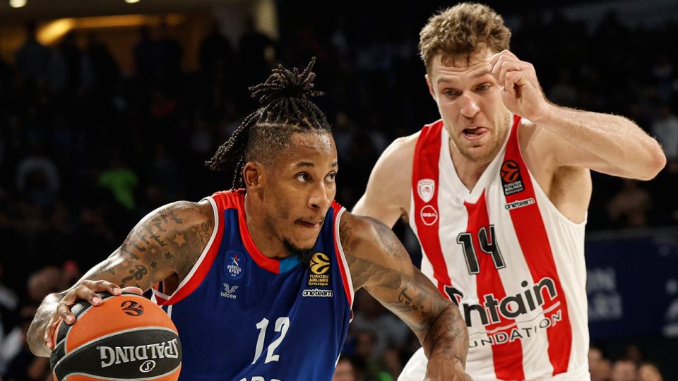 Anadolu Efes yarın ASVEL’e konuk olacak
