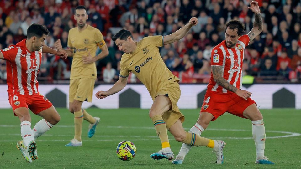 Barcelona 13 hafta sonra mağlup oldu