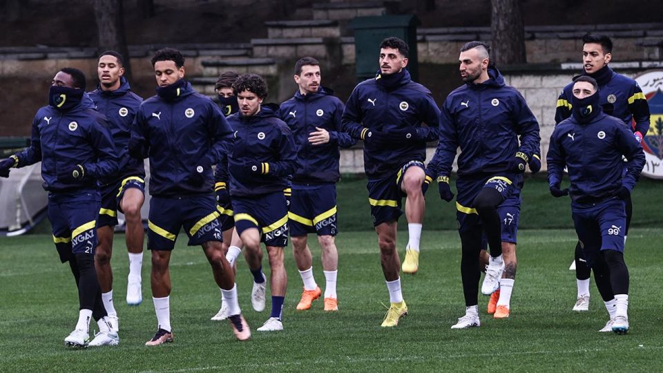Fenerbahçe transfer için beklemede