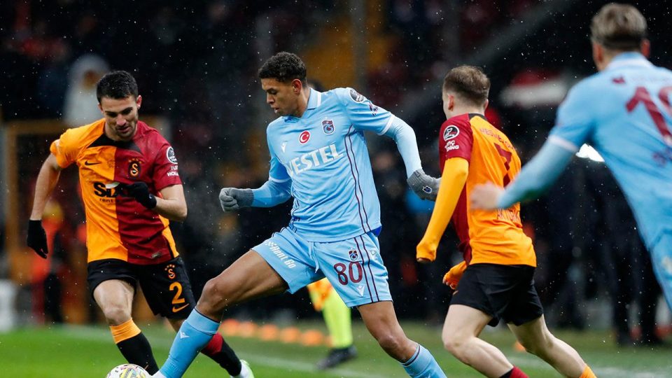 Galatasaray ve Trabzonspor’da 2 değişiklik