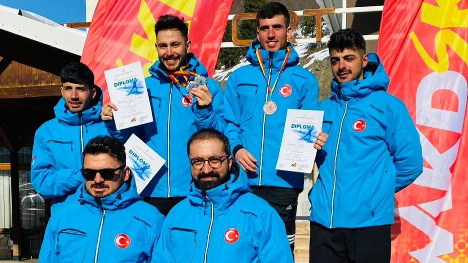 Kayaklı Koşu Milli Takımı’ndan 3 madalya