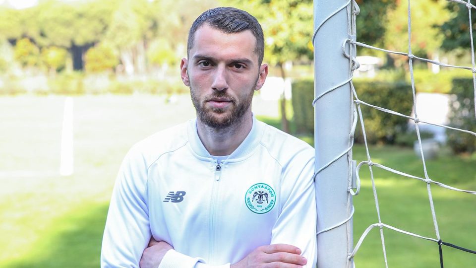 Olympiakos Konyaspor’dan Zymer Bytyqi’yi transfer etti
