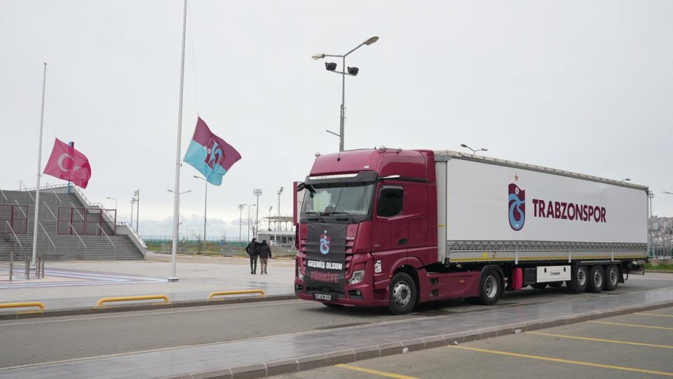 Trabzonspor’un yardım tırı deprem bölgesine gitti