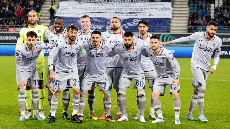 Emre Belözoğlu’ndan 2 değişiklik