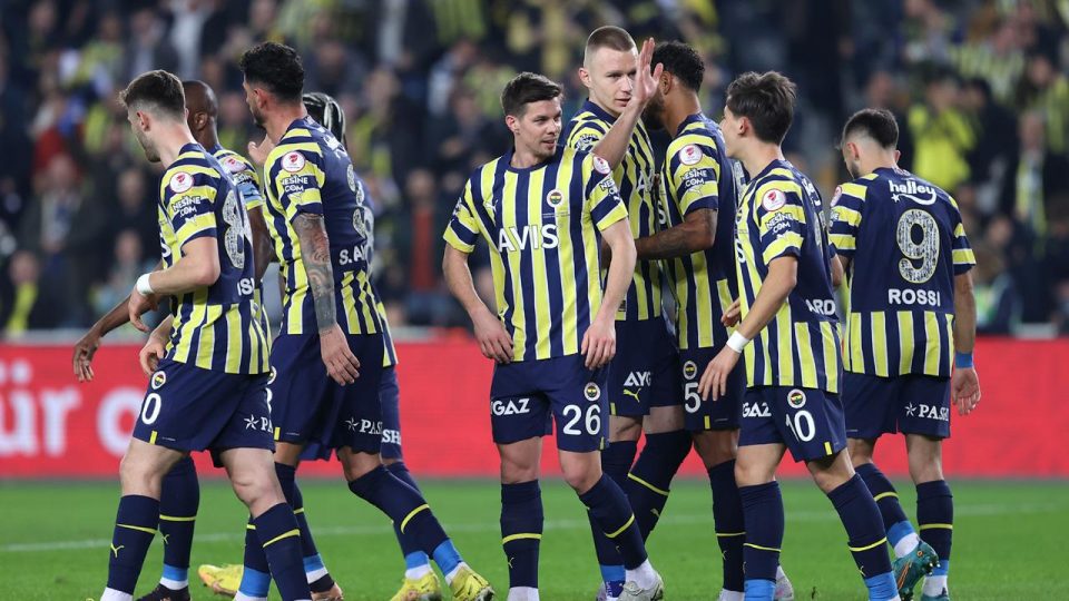 Fenerbahçe 4 ay sonra yeniden Avrupa sahnesinde