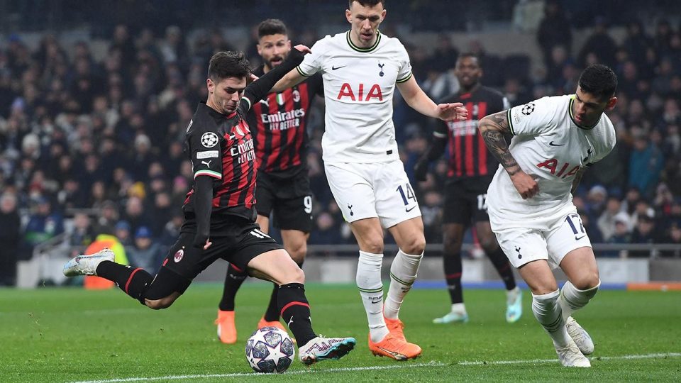 Milan İngiltere’den turla döndü