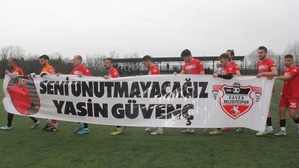 Samsun’da depremde hayatını kaybeden futbolcu Yasin Güvenç unutulmadı