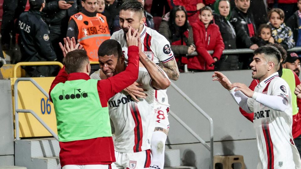 Samsunspor Süper Lig yolunda kayıp yaşamak istemiyor