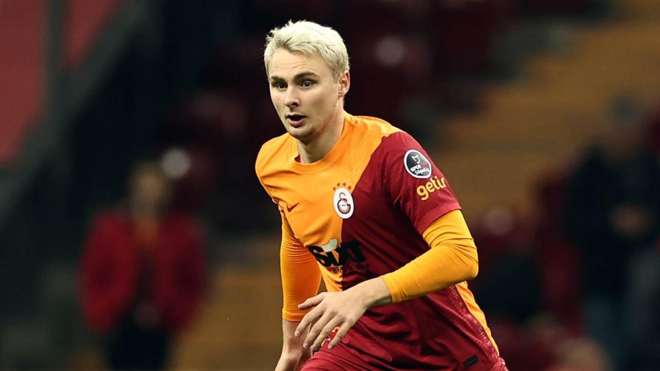 Galatasaray Victor Nelsson’u arıyor