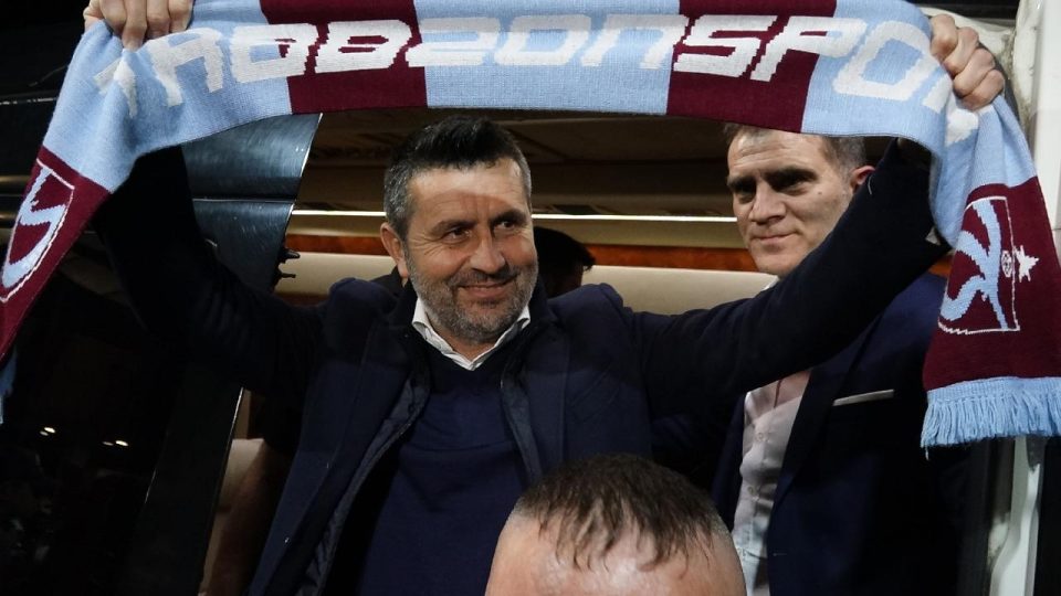 Trabzonspor’un yeni teknik direktörü Nenad Bjelica coşkuyla karşılandı