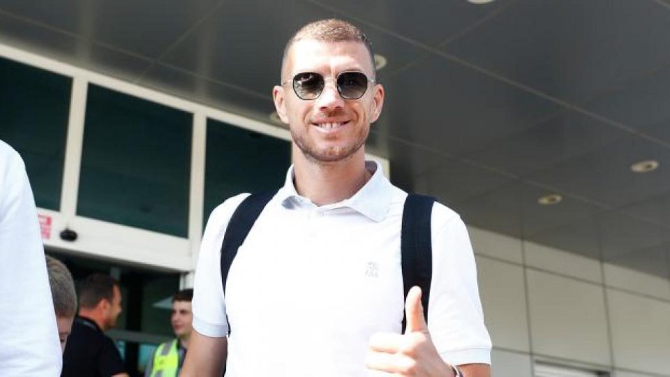 Edin Dzeko Fenerbahçe için İstanbul’a geldi