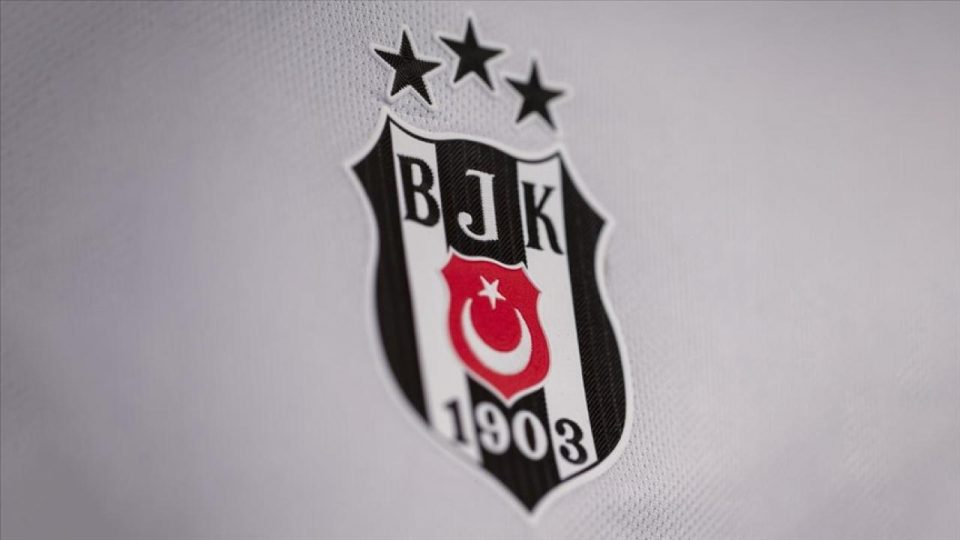 Galatasaray’ın sosyal medya paylaşımına Beşiktaş’tan cevap