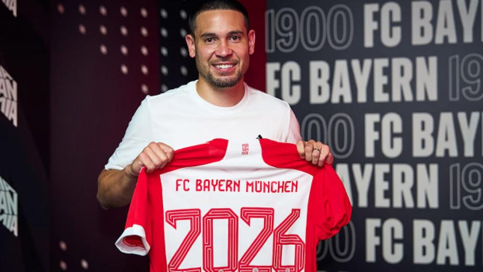 Raphael Guerreiro Bayern Münih’e imza attı
