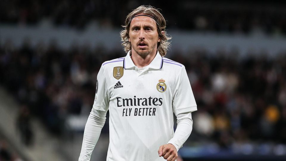 Real Madrid Luka Modric’in sözleşmesini uzattı