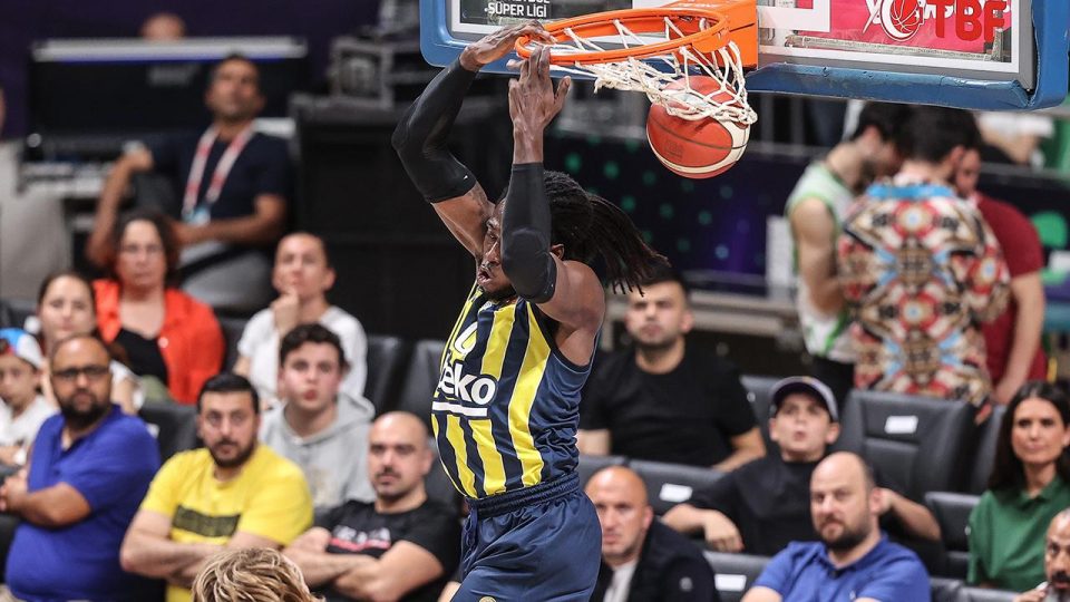Serinin galibi Fenerbahçe Beko