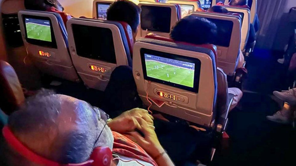 THY yolcuları Şampiyonlar Ligi finalini gökyüzünde izledi