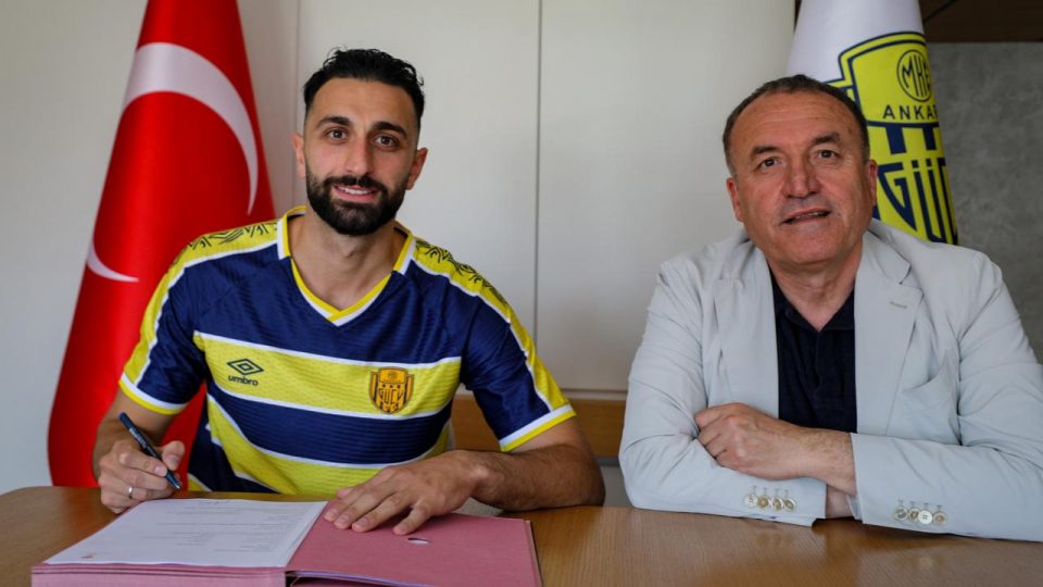 MKE Ankaragücü Efkan Bekiroğlu’nu transfer etti