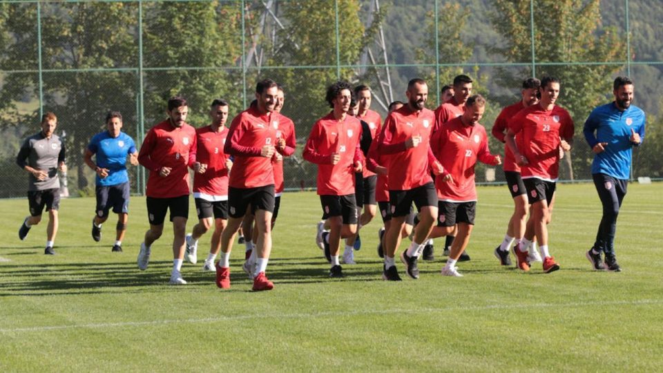 Pendiksporlu futbolcular Süper Lig’de başarıya odaklandı
