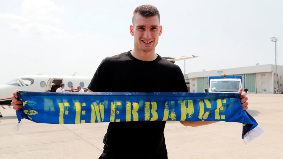 Dominik Livakovic Fenerbahçe için İstanbul’da