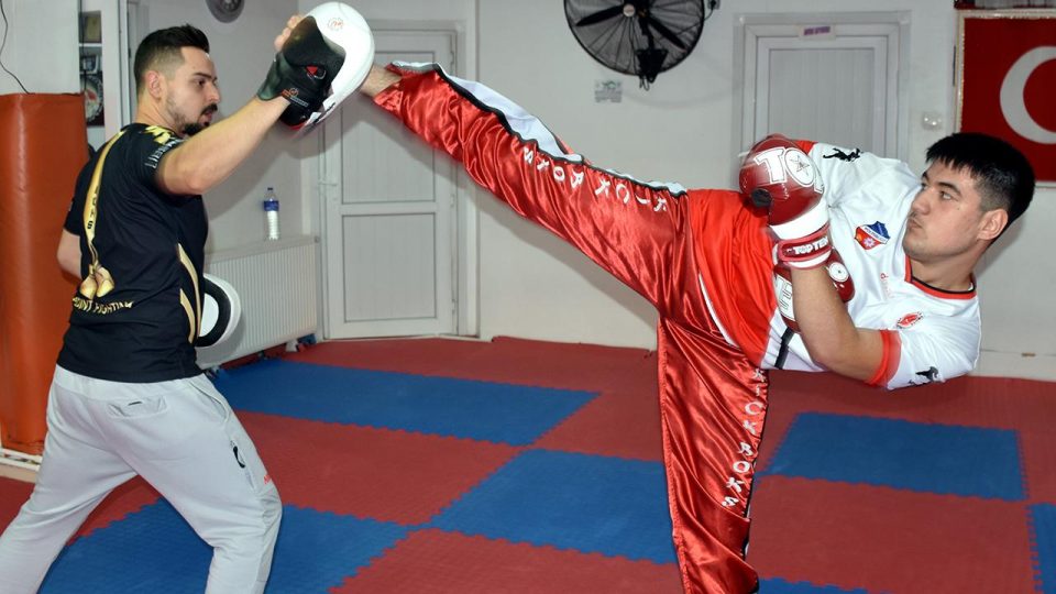 Milli kick boksçuların hedefi Avrupa şampiyonluğu
