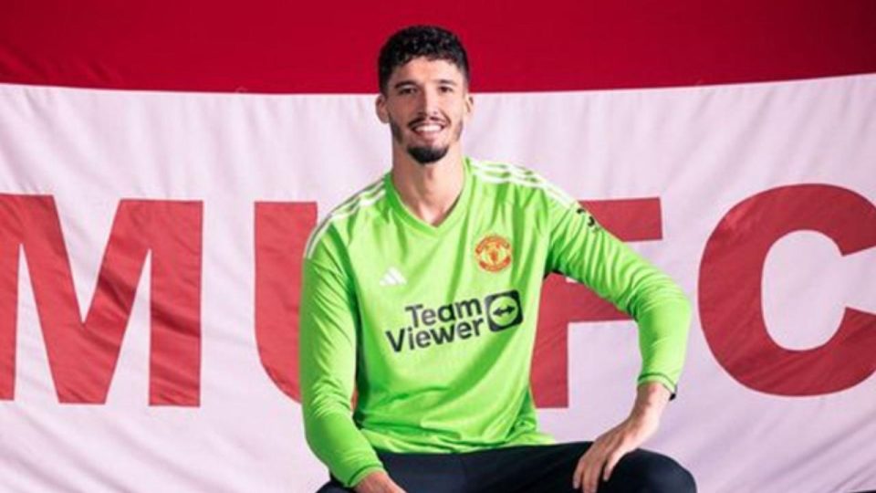 Altay Bayındır resmen Manchester United’da
