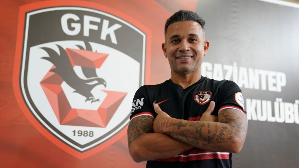 Gaziantep FK eski futbolcusu Morais’i transfer etti
