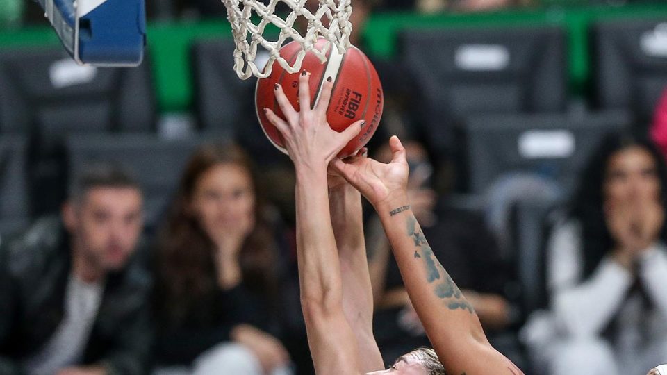 Kadın basketbolunda Süper Lig 8 şehrin takımıyla oynanacak